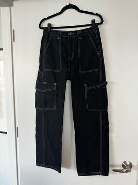 Women’s BDG Black Cargo Skate Jeans Size 28